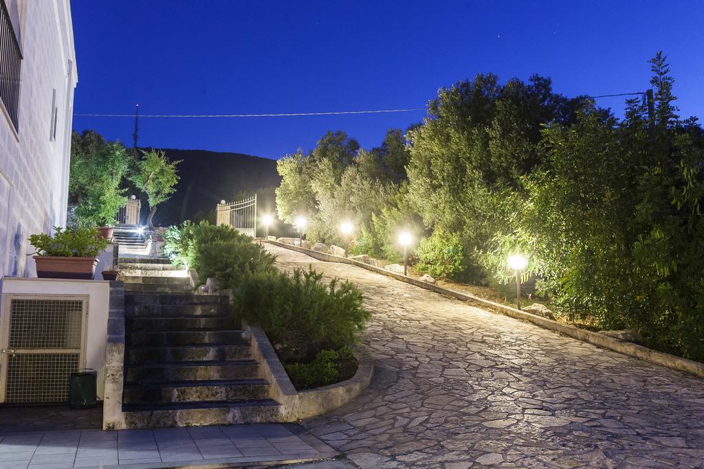 B&B Pozzo Di Luce (Adults Only) Монополі Екстер'єр фото